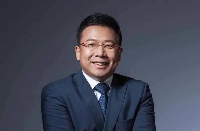 刘斌 竖 新.jpg